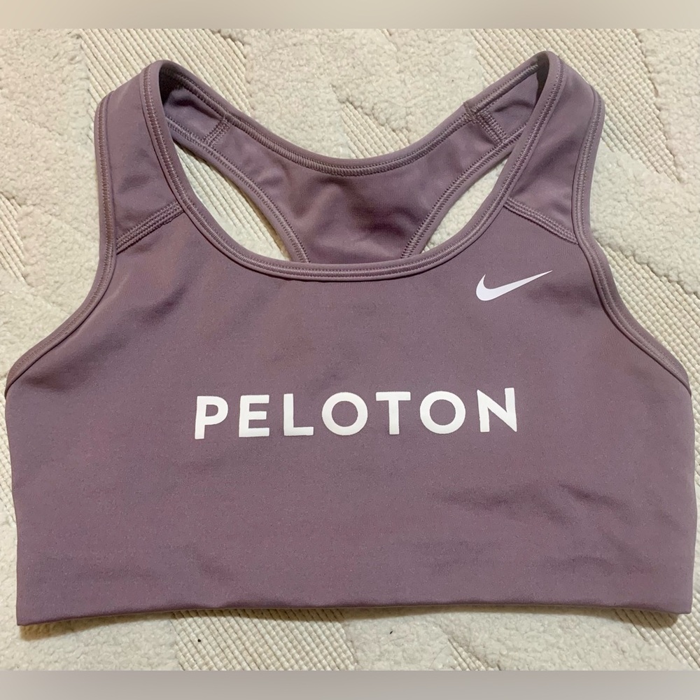 Lavender Nike peloton sports bra